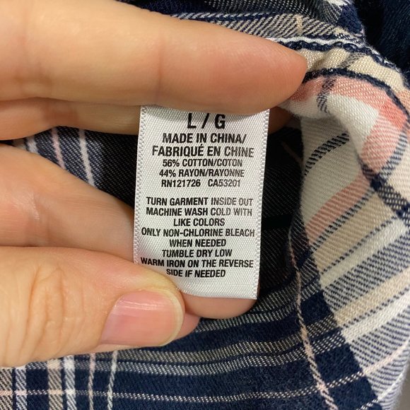 Aeropostale Navy Blue Plaid Button Shirt - Picture 6 of 9